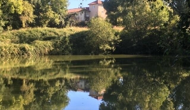 Chez Broche lakeside family holidays