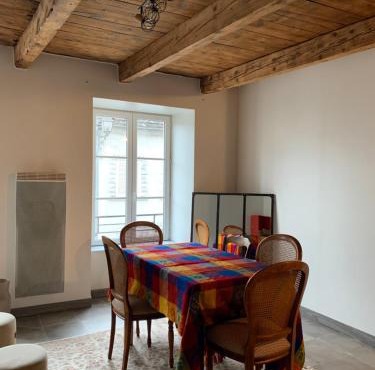 Chez Burons&Bouchons, Le Refuge Gourmand et Authentique