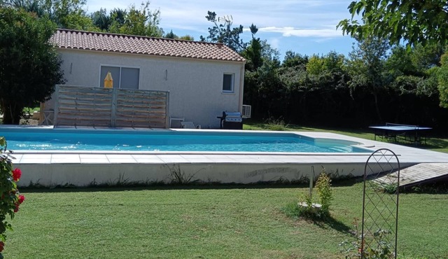 CHEZ CECILE