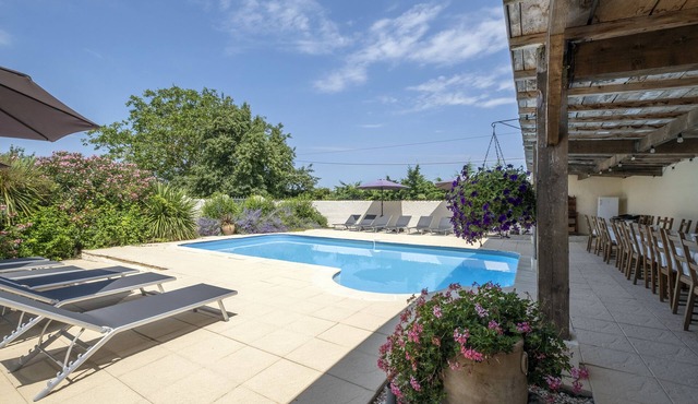 Chez les Rois, Luxe Domaine in La Charente, met 11 Slaapkamers en 9 Badkamers