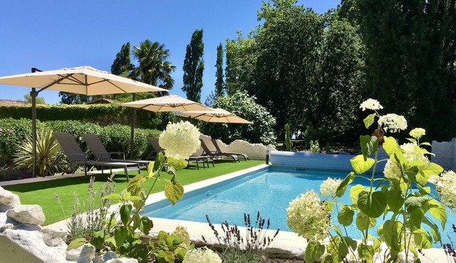 Chez Lussaud - 2 Boutique Gites with private hot tubs & a shared pool