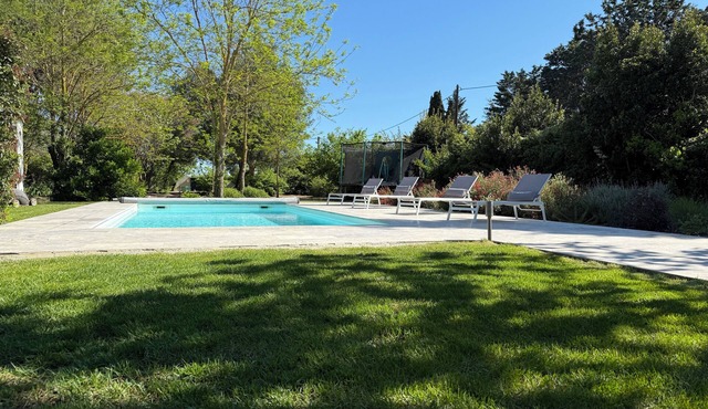 Chez Madame Paulette Villa with swimming pool and spa 15 minutes from the sea