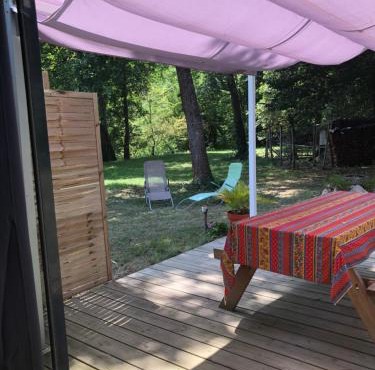 Chez Marie et Jean nature calme terrasse parking