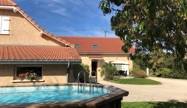 CHEZ MARTENS - MASCARAAS-HARON