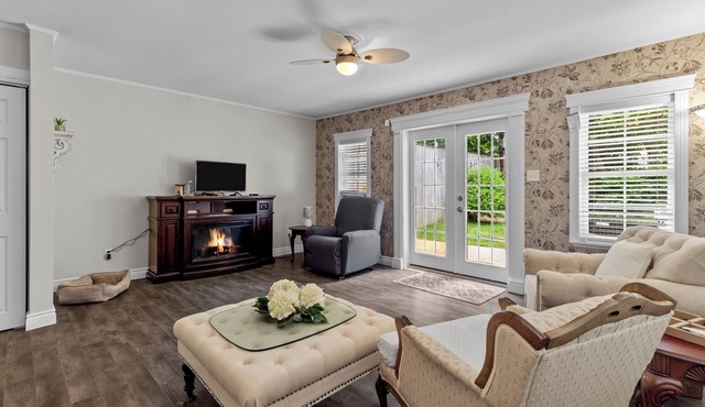 Chez Michele 3BR Parking Yard