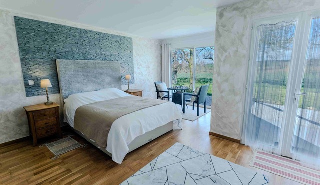 Chez Phil, Chambres D'hôte, Chambre Thème Bois