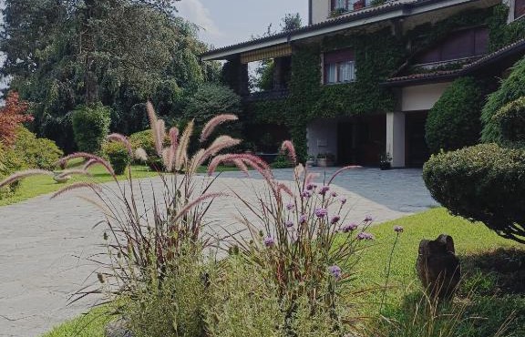 Chez Queen B&B - Lake Como
