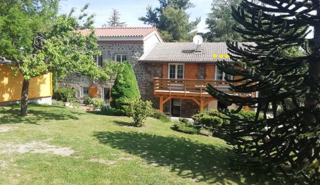 Chez Sophie et Gilles, a green and cosy interlude