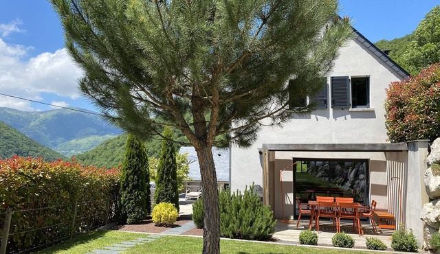 CHEZ VANES ET LUDO HOUSE NEAR LOUDENVIELLE BALNEA PEYRAGUDES