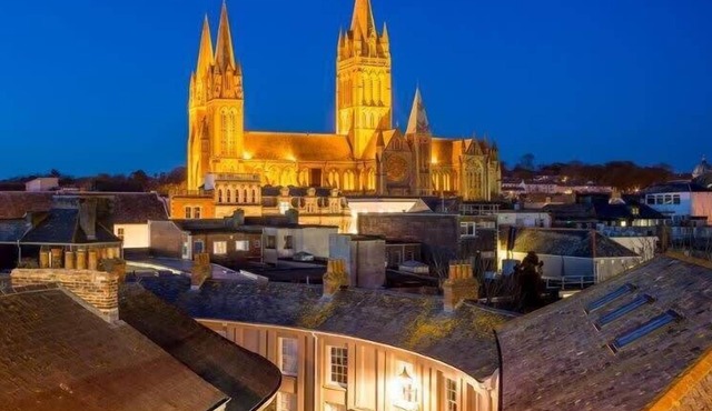 Chi a Gres - Hot Tub Packages Available