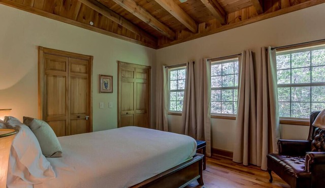 Chianti Ste Vintners Cottage Cozy 3-Bedroom/3-Bath Ste nestled in the Mountains