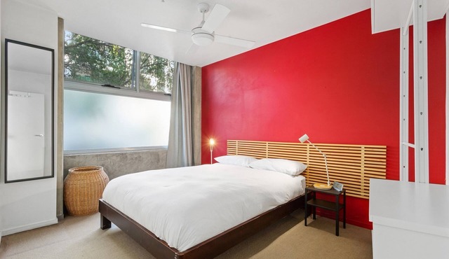 Chic 1-Bed Apartment in the Heart of Newtown