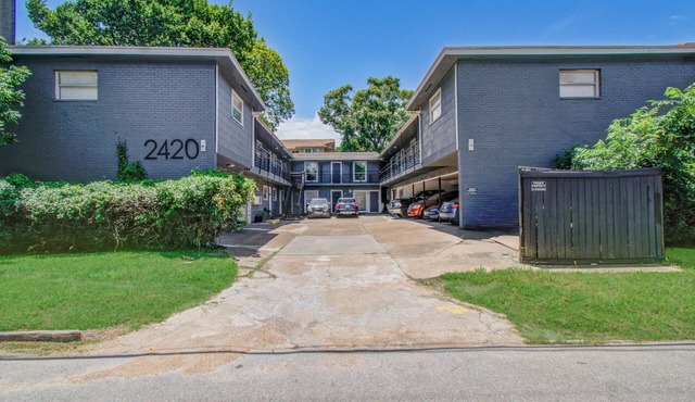 Chic 1-bedroom apartment with WiFi, AC in welcoming Houston