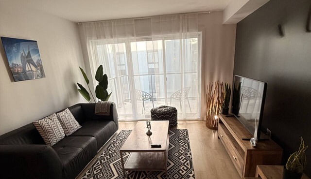 Chic 1-Bedroom Suite near Downtown Quebec | Le Prisme