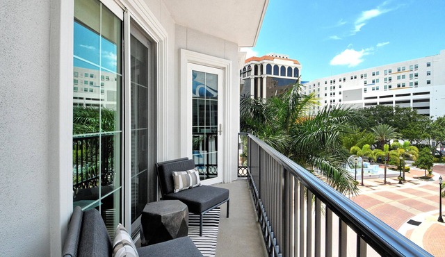 Chic 1BR Heart of Downtown City Views & Private Balcony!