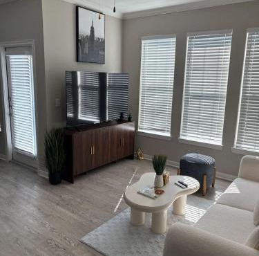 Chic 1BR Retreat in Magnolia Near The Woodlands