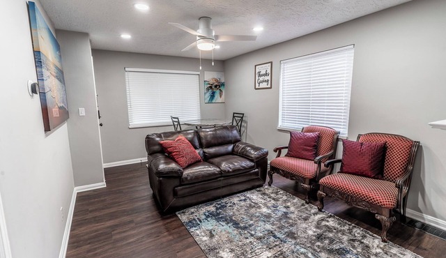 Chic 2-bd Extended Stay Apt in fabulous Kettering.