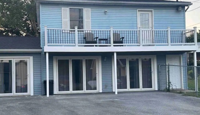 Chic 2-bedroom apartment with WiFi, AC in charming Bolivar