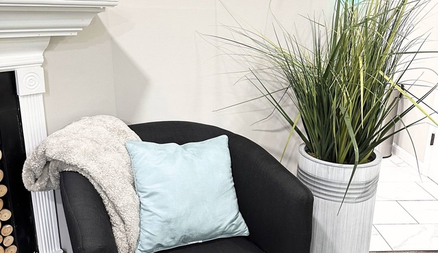 Chic 2-bedroom corporate apartment with WiFi, AC in welcoming Lilburn