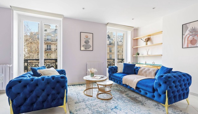 Chic 2BR Near Le Louvre & Palais Royal