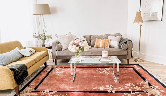 Chic 2BR Retreat, 23min to NYC + Private Garden