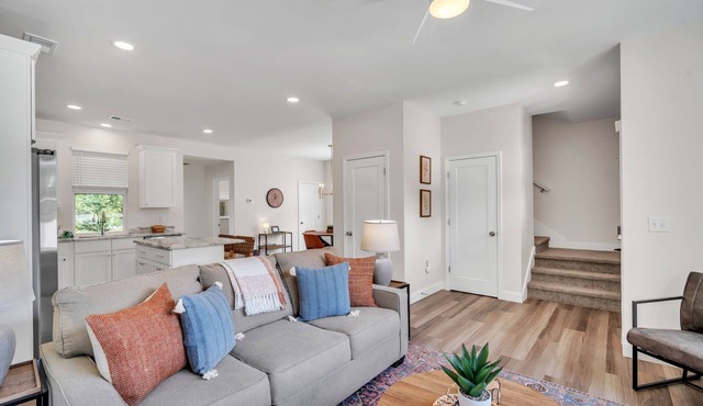 Chic 3/2 Near Downtown Gvl, Greer & Travelers Rest