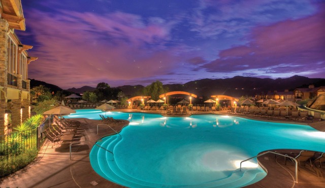 Chic 3-bedroom resort with WiFi, AC in peaceful Escondido