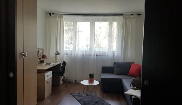 Chic, 3 chambres pour maxi 6 juste aux Portes de Paris. Métro7