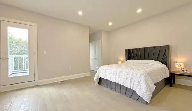 Chic 4-Bedrooms & 4.5 Bathrooms Executive Home with Luxury Finishes