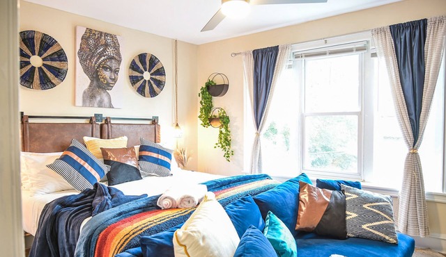 Chic 4BR Dwelling w/Backyard in Philadelphia