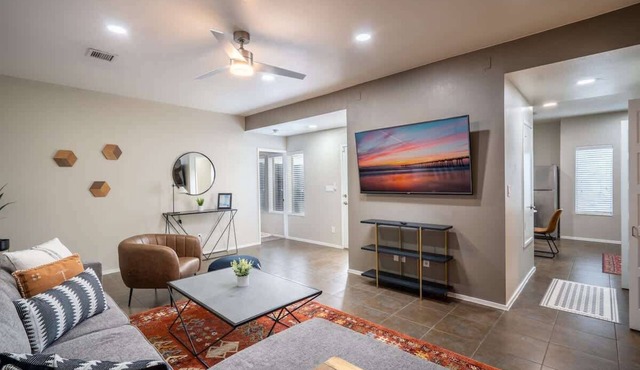Chic 4BR Near Fort Bliss