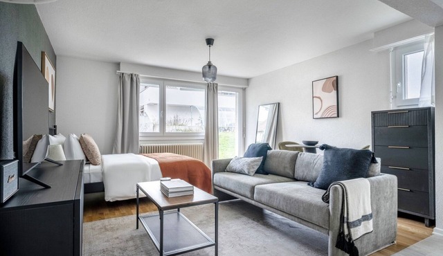 Chic Altstetten 1.5 Room w/Storage & W/D, nr Local Market, by Blueground