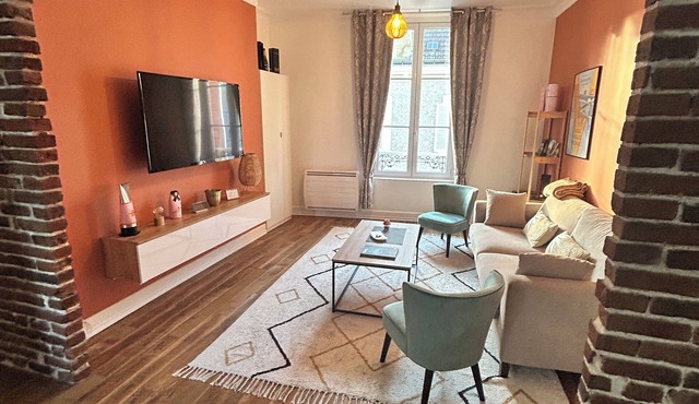 Chic and cosy apartment, spacious, quiet and bright