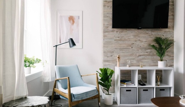 Chic and Cozy 2BR in Perfect Location