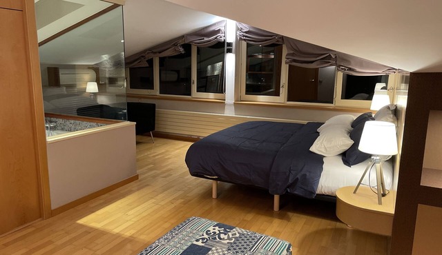 Chic apartment with panoramic view HUT 008087
