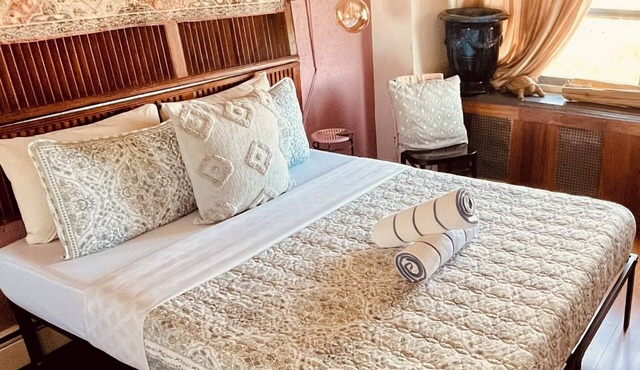 Chic apartment in marvelous Chicago with WiFi, AC