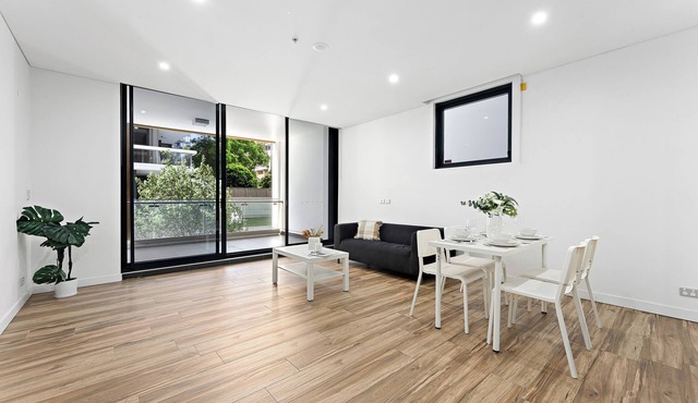 Chic Apartment Near Sydney Airport & CBD