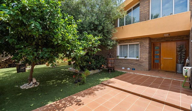 Chic apartment with AC and WiFi in awesome Gandia