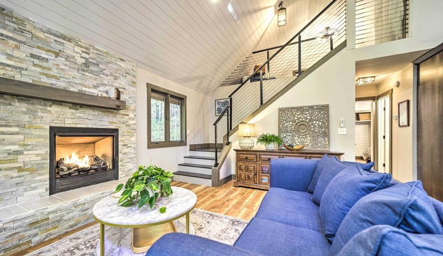 Chic Brevard Cabin - Nature, Trails, & Water!