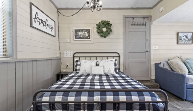 Chic Bungalow Waco TX
