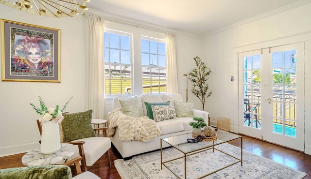 Chic & Central I Lux Gem near Tourist Hotspots