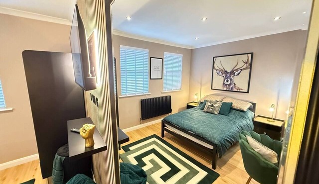 Chic Coastal Home with PS5