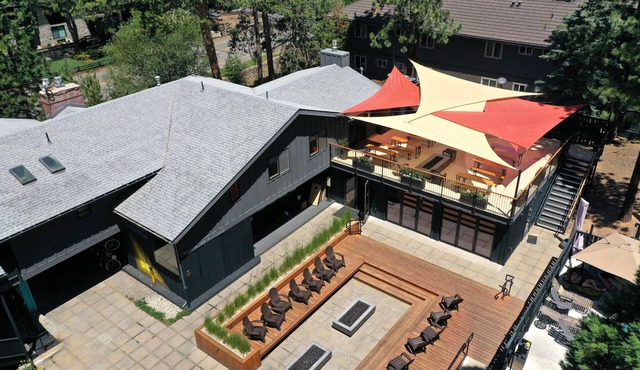 Chic Comfort in Tahoe - Near Beaches & Mountain Views