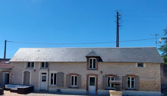 Chic cottage near Bourges with pool, AC, WiFi, and parking