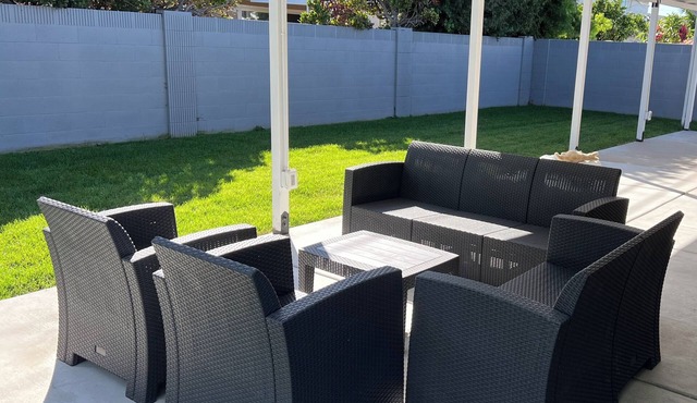 CHIC & COZY Stay near WESTGROVE- PARK-Walk to nature & Fun.
