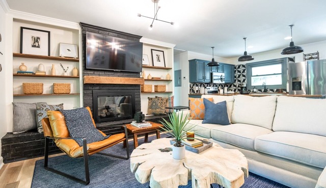 Chic Cricket Cottage | 3 Bed, 2 Bath