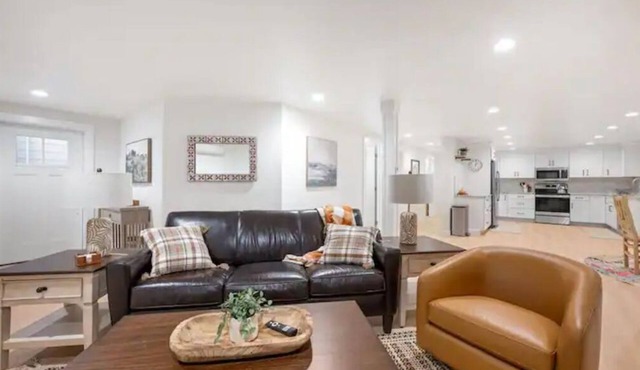 Chic Downtown Boise Retreat: Modern Apartment