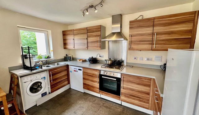 Chic Ensuite Room, Full Amenity