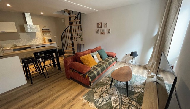 Chic et Lumineux Dans le Bourg