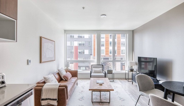 Chic First Hill 1BR w/Gym, BBQ & Lounge, nr soccer field, by Blueground